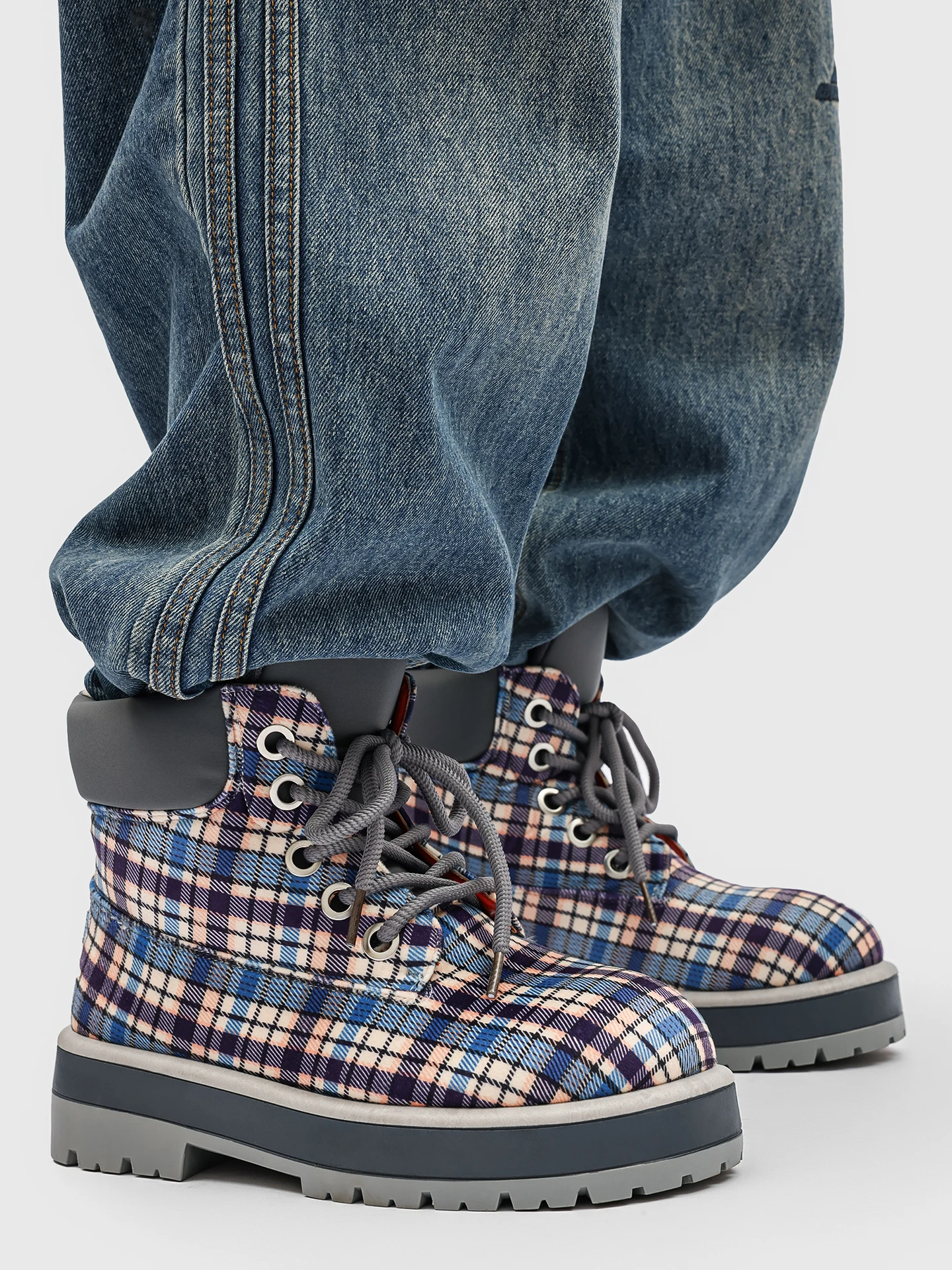 امرأة أحذية الكاحل أزياء من الدانتل متابعة زيادة كعب منصة أحذية سيدة عارضة أحذية أحذية قصيرة للرجال أحذية رياضية