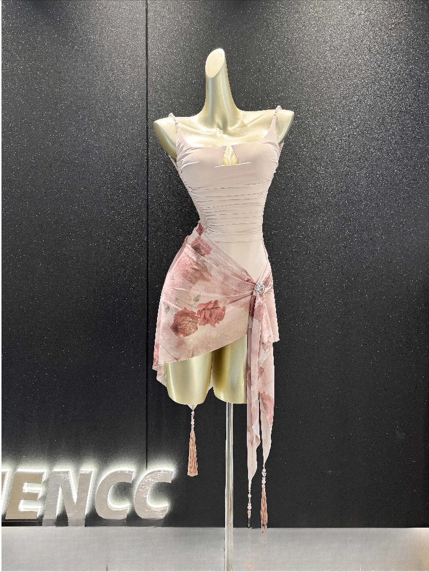 

UK Latin Dance Dress Women's Rose Print Spaghetti Strap Two-Piece Training Set for Practice & Performance