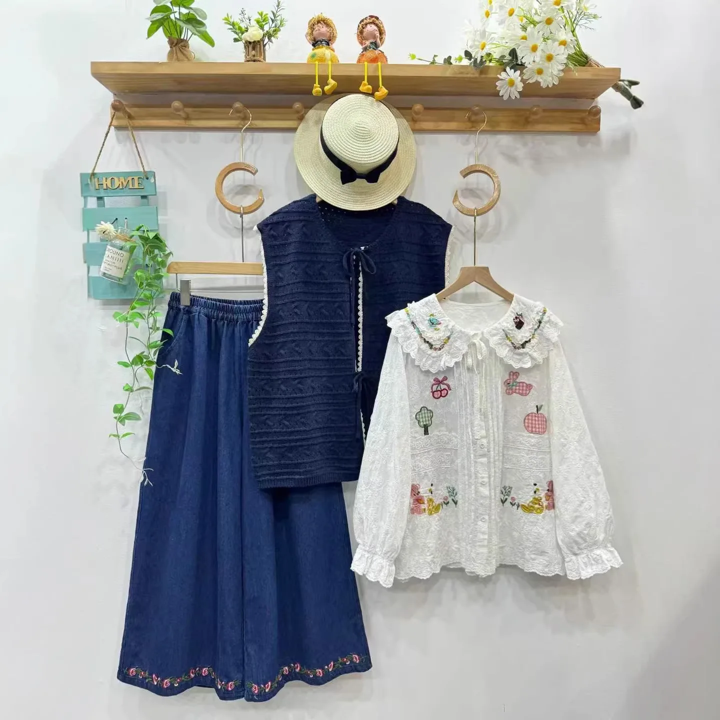 Japanische Süße Mori Mädchen Cartoon Stickerei Baumwolle Puppe Shirts Frauen Frühling Nette Peter Pan Kragen Langarm Casual Bluse Tops