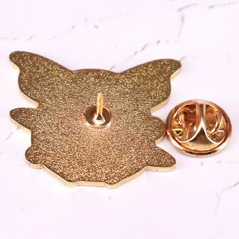 Animal Universe Enamel Pin Cute Kawaii Flying Pig Brooch Badge Funny Jewelry Gifts