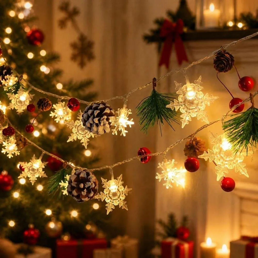 Creative Snowflake Light String Cartoon Warm Light LED Snowman Light String Cute 20 LED Holiday Decorative Lamp Bedroom