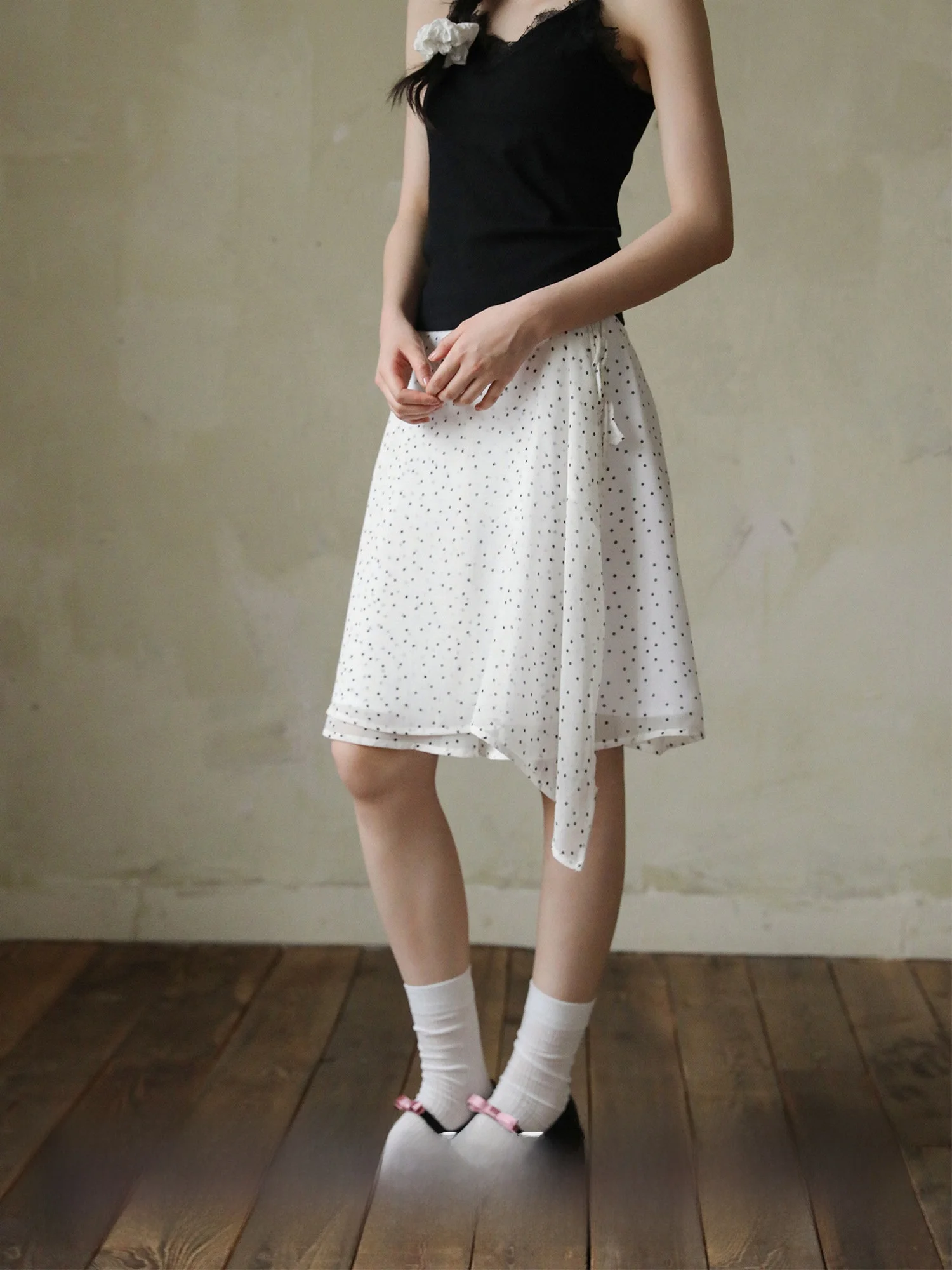 

Юбка миди в горошек с завышенной талией и асимметричным подолом, женская, на раннюю весну, маленький размер, летняя, простой стиль