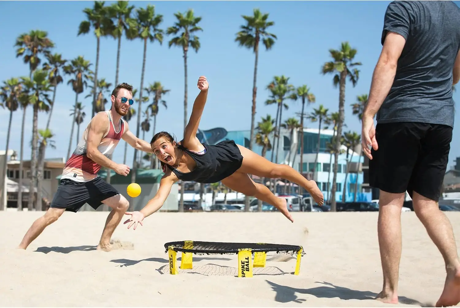 

Spikeball 3 Ball Original Roundnet Game Set - Includes 3 Balls, net and Bag