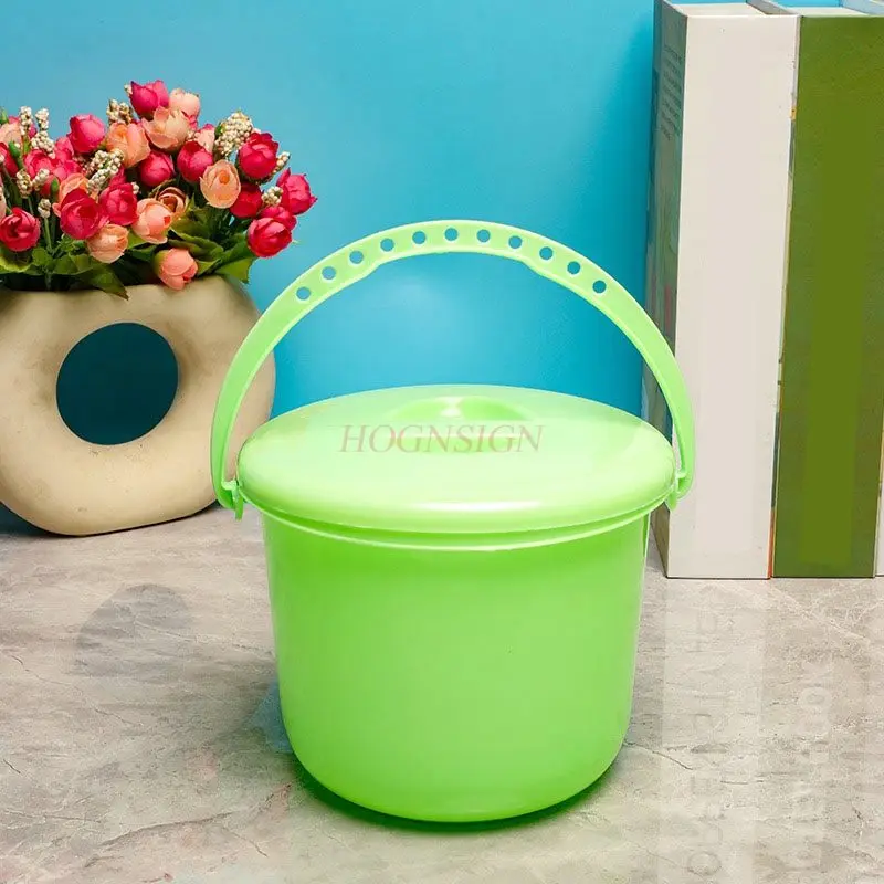 1pcs Colorful plastic bucket, round, hand-held with lid, toy storage bucket, kindergarten children's art brush cleaning bucket