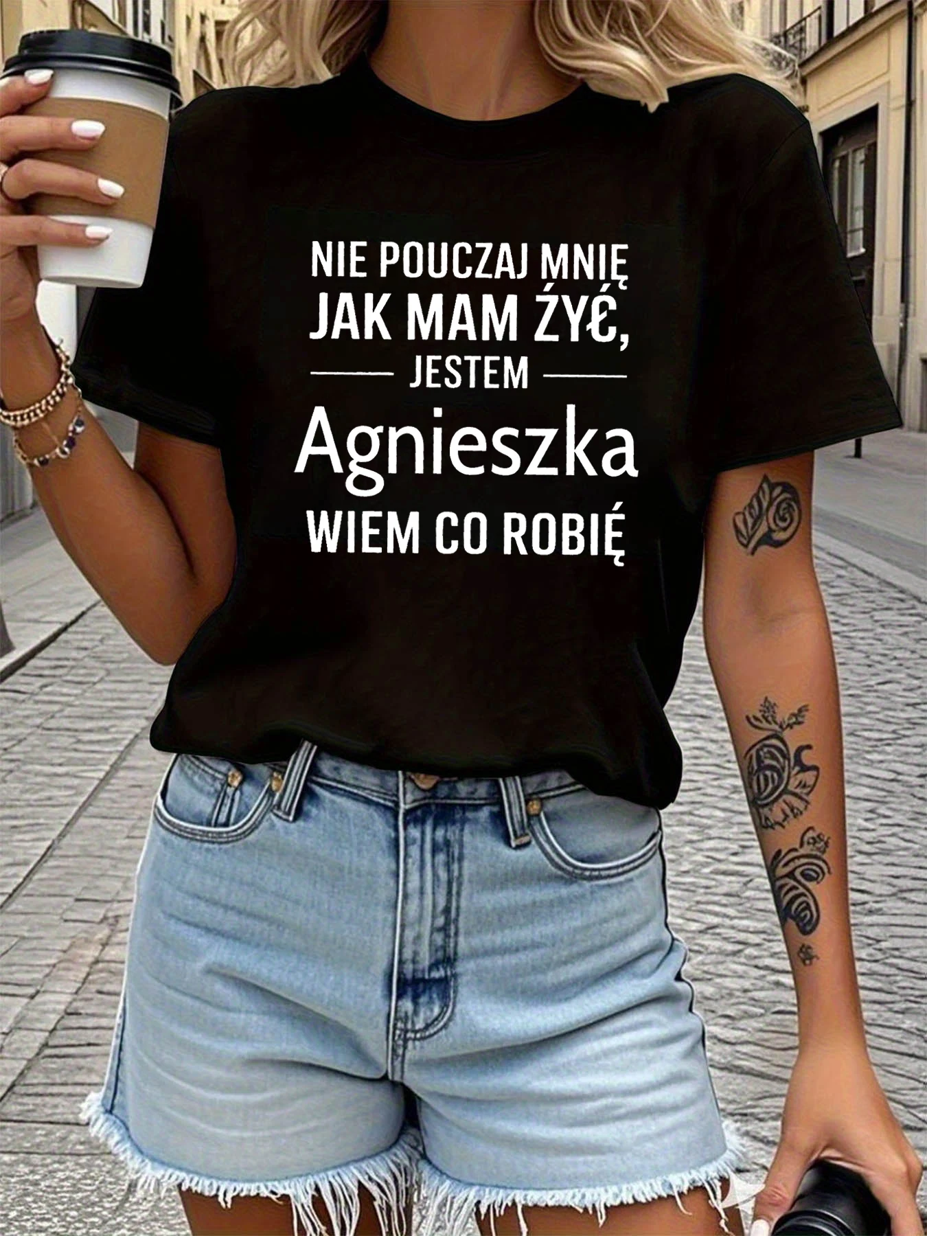 Camiseta Feminina de Manga Curta com Estampa de Letras 'NIE POUCZAJ MNIE JAK MAM ŻYĆ' em Polonês Agnieszka, Blusa de Gola Redonda para Primavera e Verão