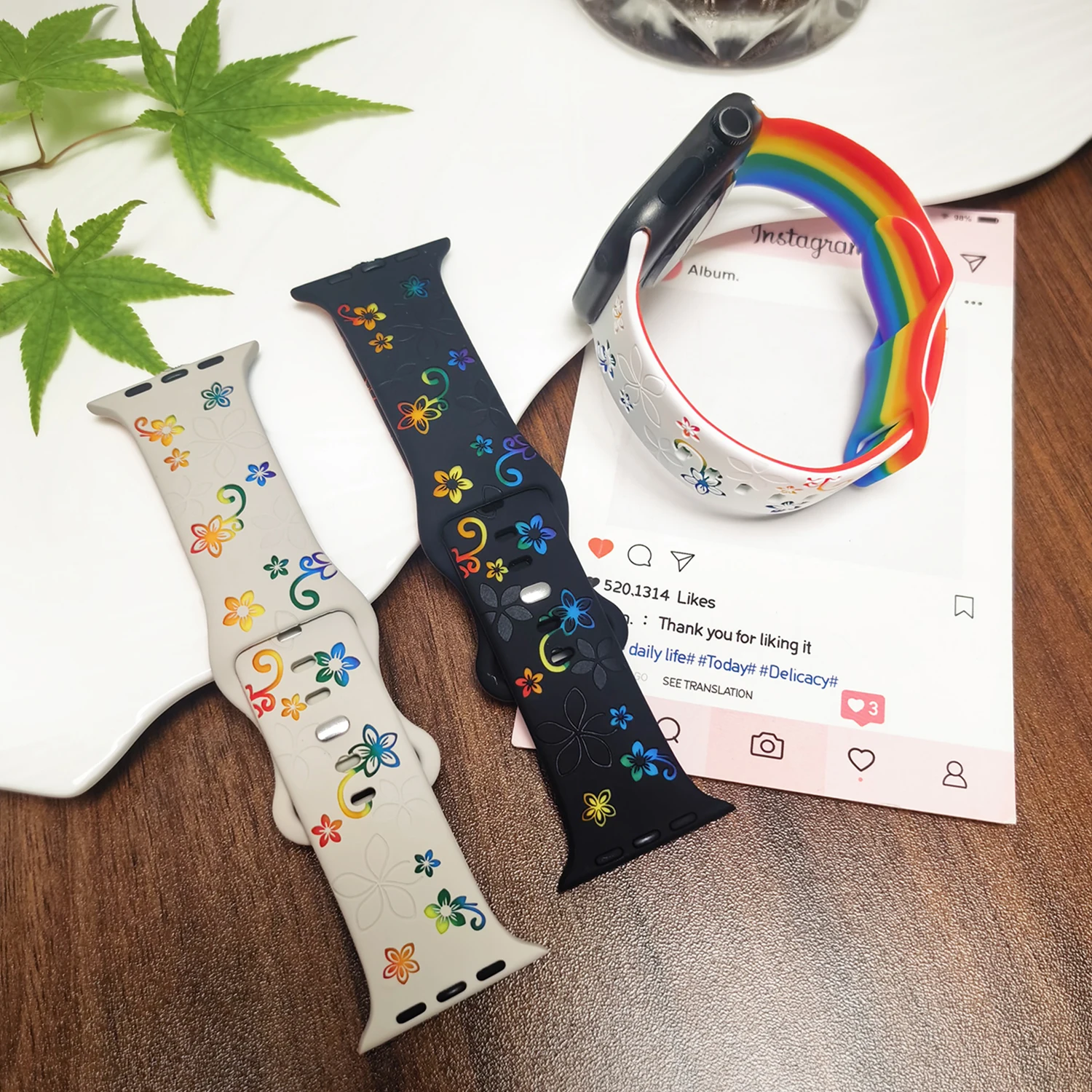 Embossed small flower rainbow silicone strap  for Apple Watch Ultra 49 46 45 42 41 40-38mm colorful strap  for iwatch S11 10 9 8