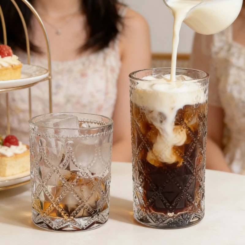 

1 шт. Изысканный бокал для коктейлей, сока, чая, холодных напитков, гравированный прозрачный бокал для вина в скандинавском стиле, ретро-бокал с рельефным узором