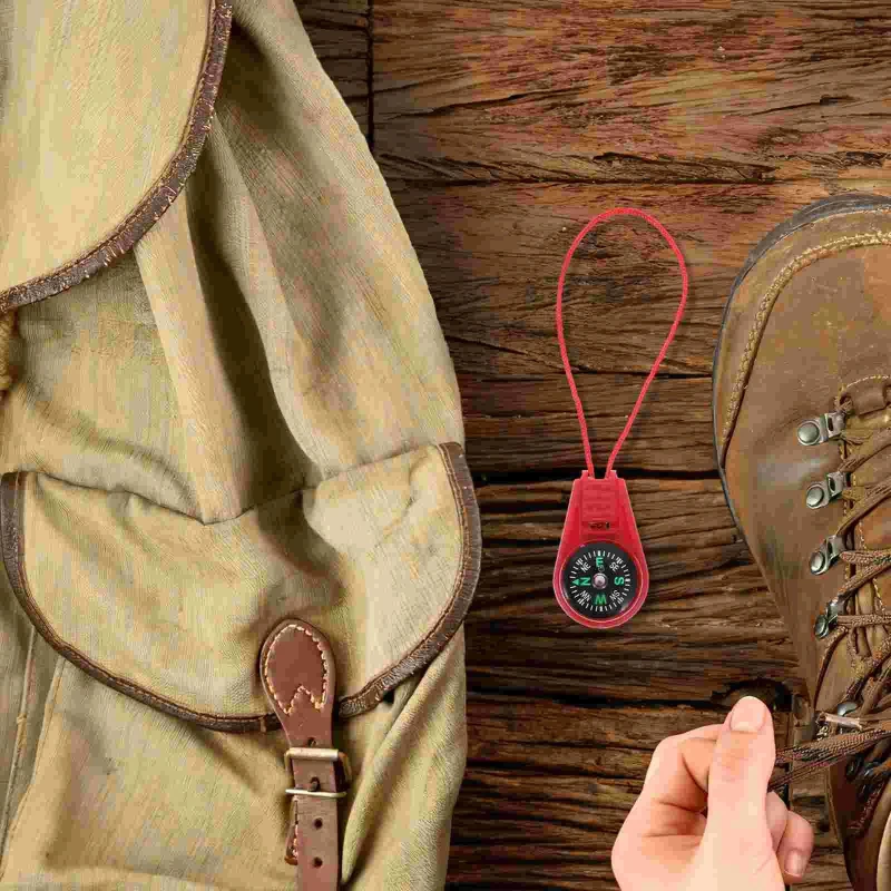 20 قطعة بوصلة سفر صغيرة محمولة مع حبل مناسبة للاستخدام كسلسلة مفاتيح أو أداة عملية للمعيشة الخارجية وc