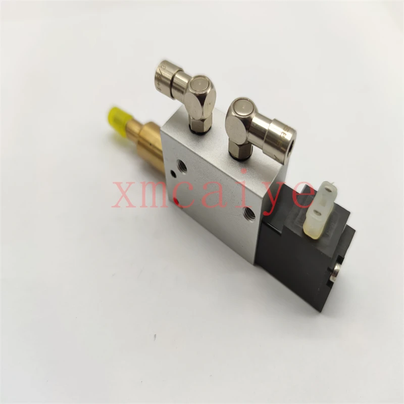 

Бесплатная доставка F7.335.002 электромагнитный клапан офсетная печатная машина электромагнитный клапан детали печатной машины пневматический клапан F7.335.00