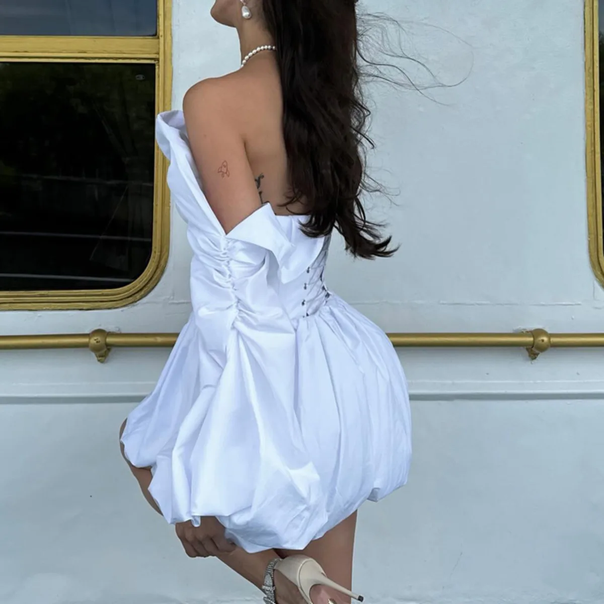 KWTX 2026 Primavera Estate Set da 2 pezzi da donna Mini abito con lacci Elegante streetwear Party da sera Designer Semplice moda di fascia alta