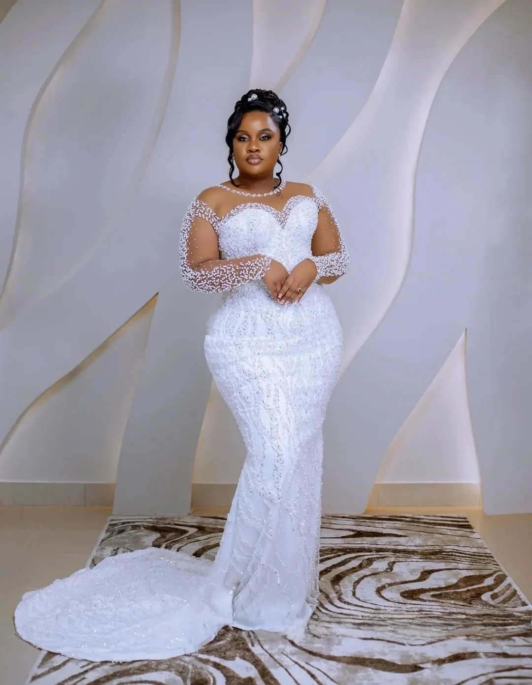 Suknie ślubne syreny na zamówienie, przezroczyste iluzje, długie rękawy, aplikacje, koraliki, koronka, suknia ślubna.