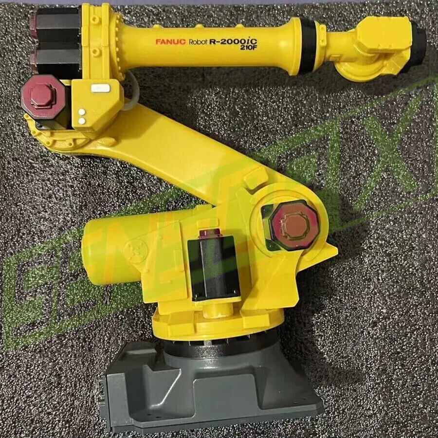 1PCS Fanuc R-2000iC R-2000iC/210F Robot Model NEW ~