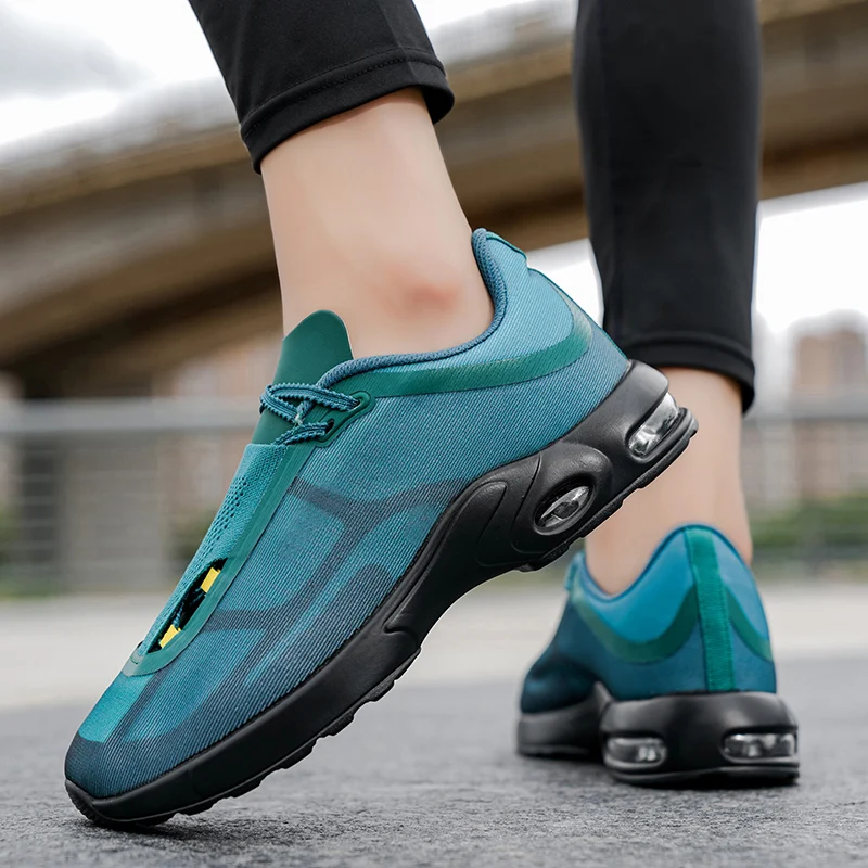 

2025 New Men's Board Shoes,sneakers,skate shoes,Casual Shoes Casual Affordable unisex Anti-Odor Soft Sole Durable High-Quality