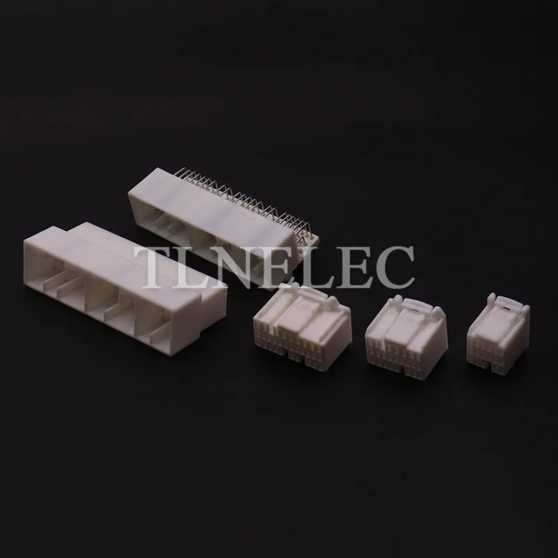 17/24/31/72 Pin Way Auto Connector With Wires Car Accessories 353830-5 353027-1 353029-1 353031-1 90980-11421