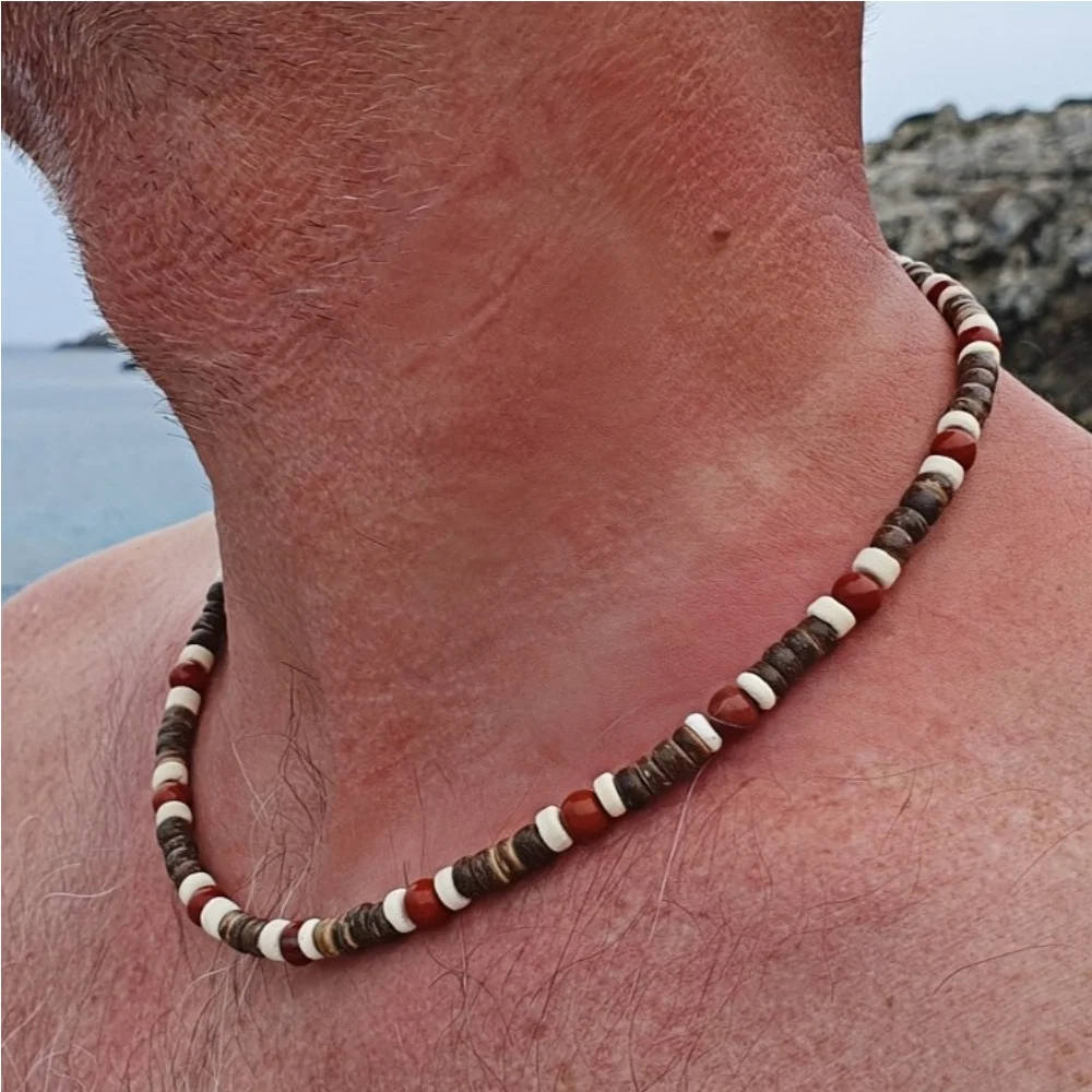 Böhmische Patchwork-Halskette aus roten Holzperlen und Kokosnussschalen für Männer, Hip-Hop, handgefertigter Choker, Retro-Schmuck, Modeaccessoire – Detail 3