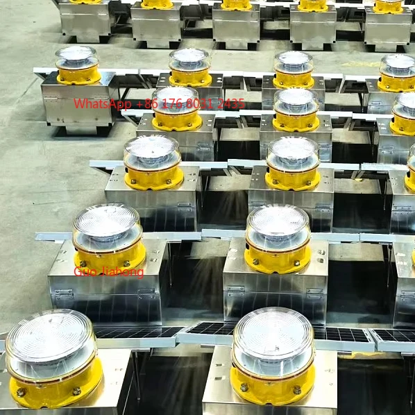 

Solar-powered powerline marker LED medium intensity type b 2000cd red flashing warning obstacle light transmission line