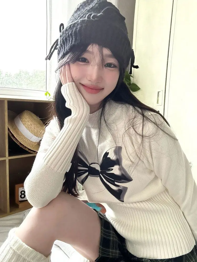 

Women's Retro Bow Pattern Knitted Top Autumn Vintage Street Personalized Pattern Female Long Sleeved Knitted Pullover Sweater