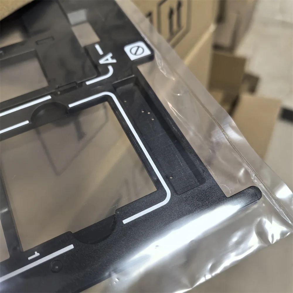 

1 шт. 1423040 фотодержатель в сборе, слайд пленки 35 мм, отрицательный держатель и направляющая крышки для Epson V500 V550 V600 4490 2450 3170 3200 4180