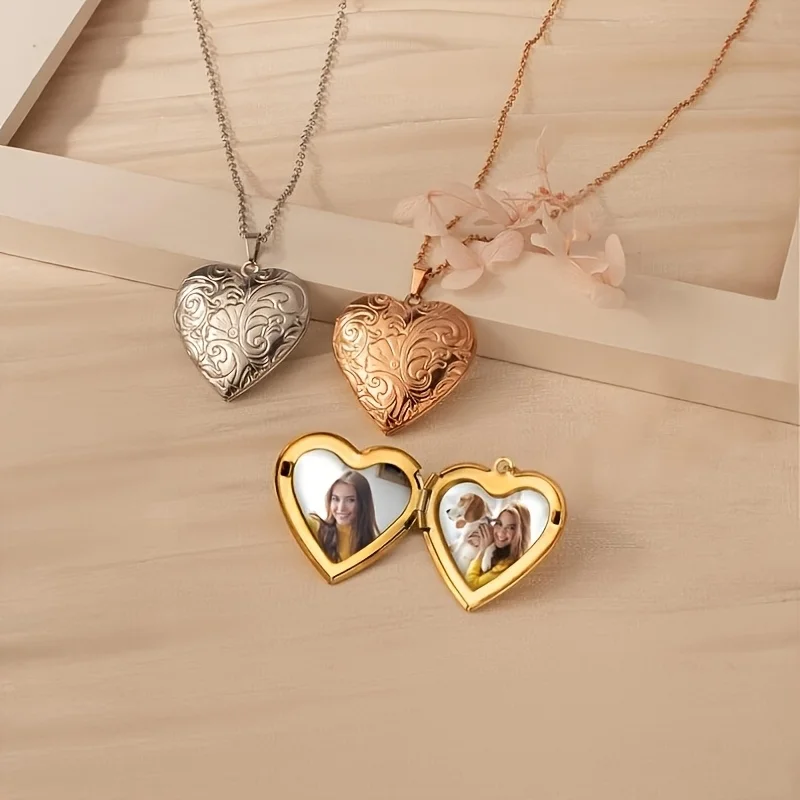 Customized Heart-Shaped Photo Locket Necklace for Women