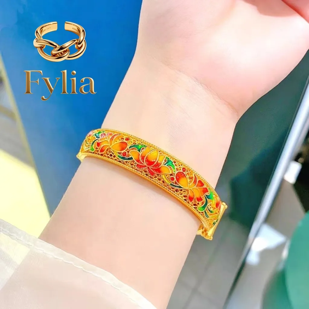 

Fylia Jewelry Enamel Lotus Bangle Clasp Women 24K Gold AU999 - Bold bangle, understated lotus, luxury 24K quality with weight