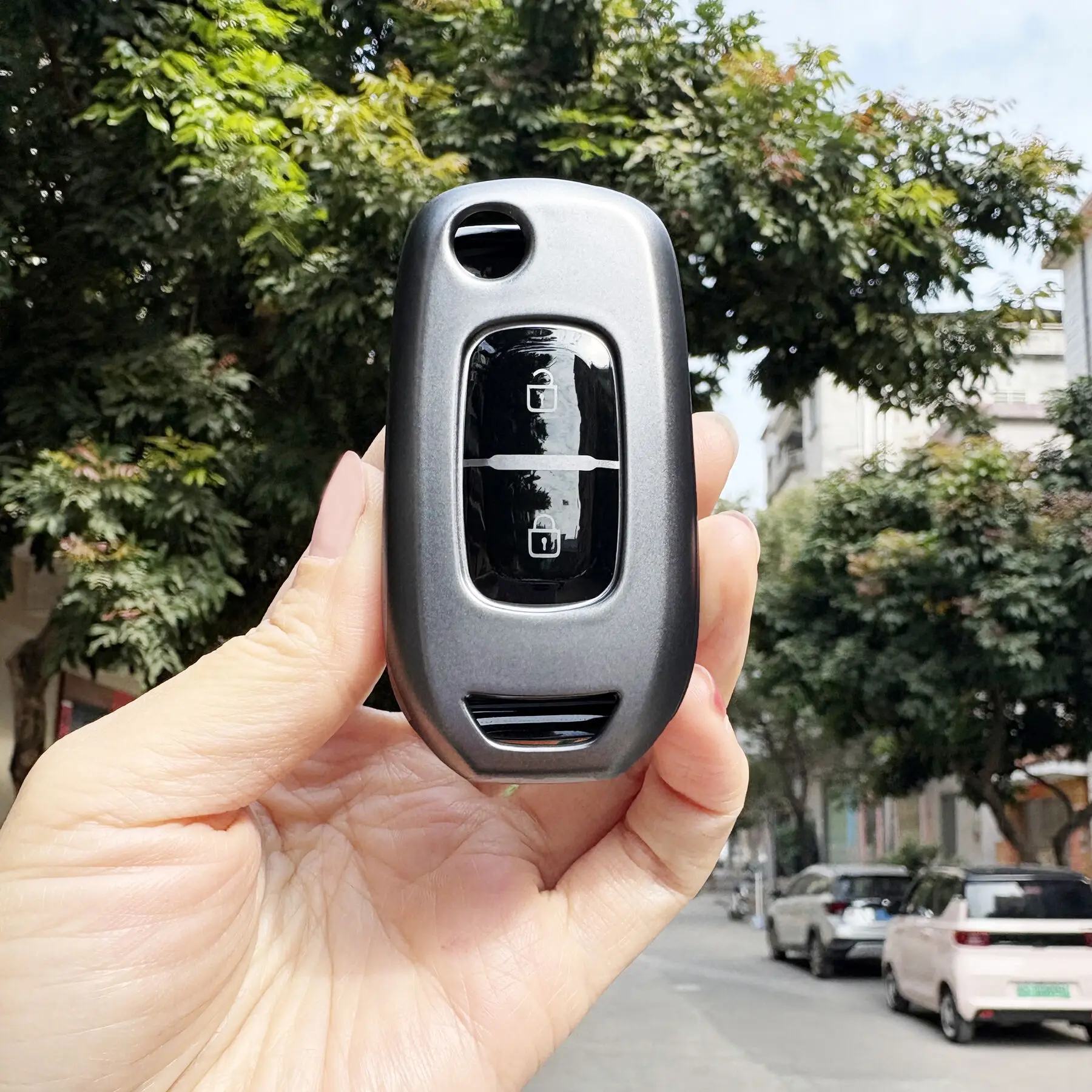 

Soft TPU Car Key Holder Case For Renault Daster Captur Kadjar Arkana Clio 5 Logan 2 Sandero Stepway DUSTER ZEN Keychain