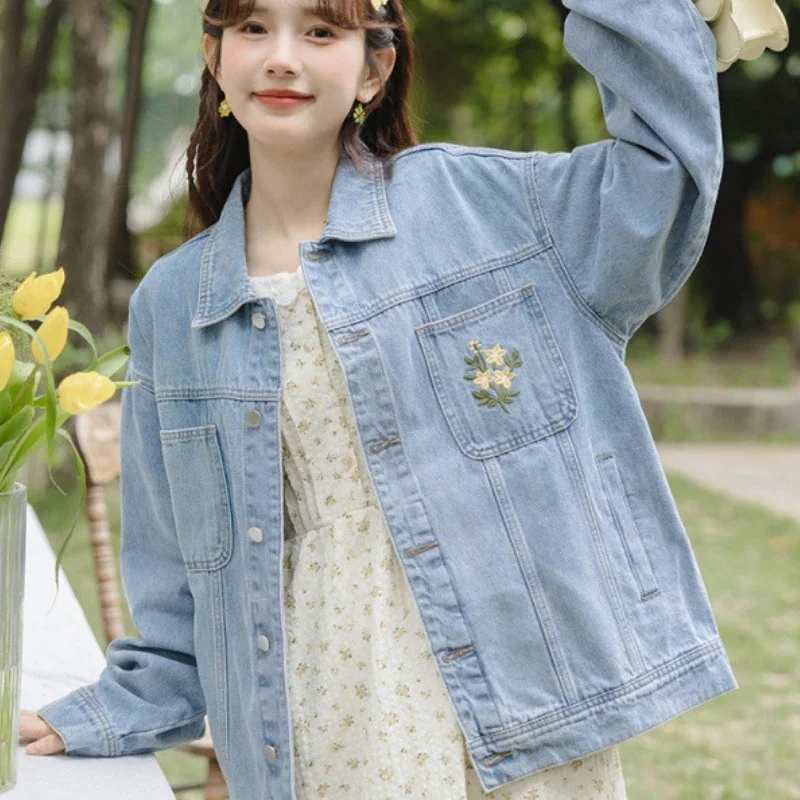 Moto Biker Women Cowboy Coats Jackets 2024 Spring Casual Short Embroidered Fresh Blue Jacket Top Loose Women's Clothing