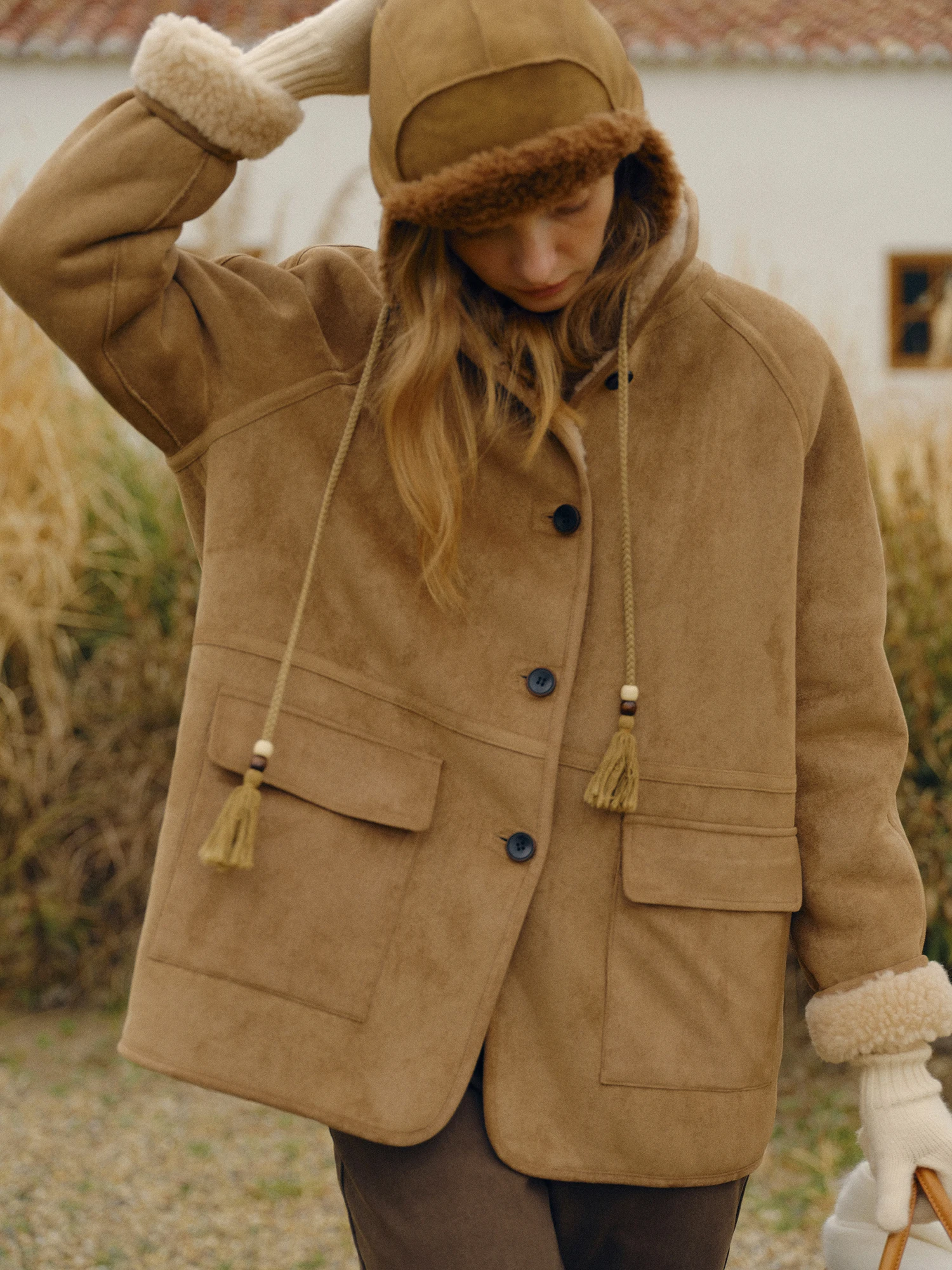 클린센스 풀울 스웨이드 가죽 퍼 일체형 숄더 슬리브 가죽 자켓 안팎 따뜻한 프렌치 스타일 여성 코트