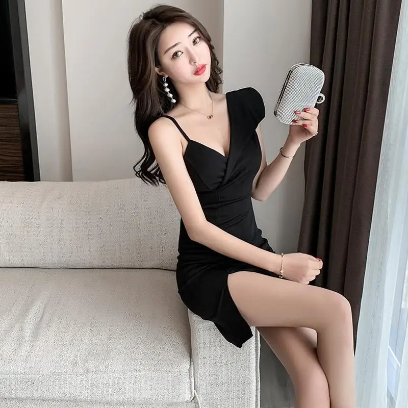 

2025 Spring and Summer New Hip-pack Evening Dress Suspender Slit Aura Off-shoulder Queen Tight Sexy Dress