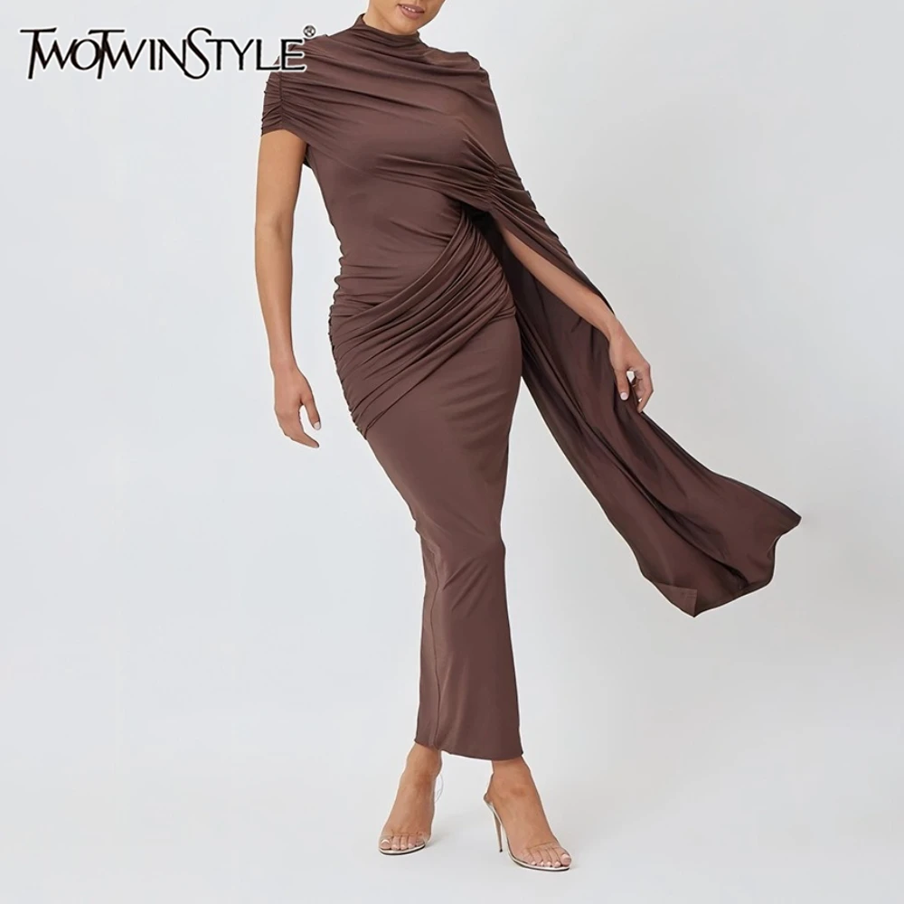 TWOTWINSTYLE セクシーなソリッドボディコンドレス女性のためのスタンドネックケープスリーブ非対称スプライシングリボンロングドレス女性の新しいトレンド