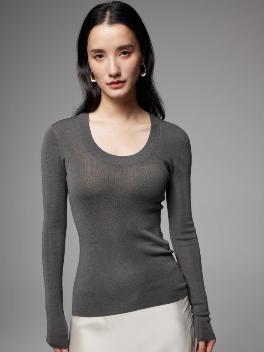 

Тонкий свитер из мериносовой шерсти с эффектом похудения 20S Sl hine Waable Красиво вязаный длинный свек Низкий круглый Ne