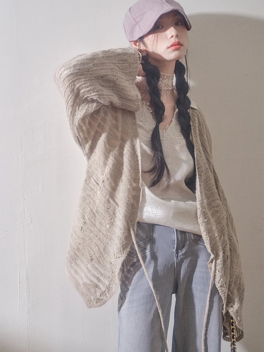 

Liparpa Handmade Knitted Woolen Sweater V-Ne Long Sve Cardigan Coat Soft Floral Hook Design Medium Length Warmth for Autumn