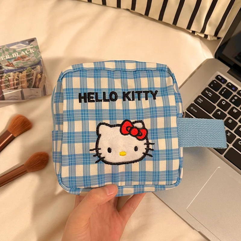 

hello kitty cute makeup bag portable travel portable Polaroid storage aunt towel miscellaneous coin wallet cartoon birthday gift