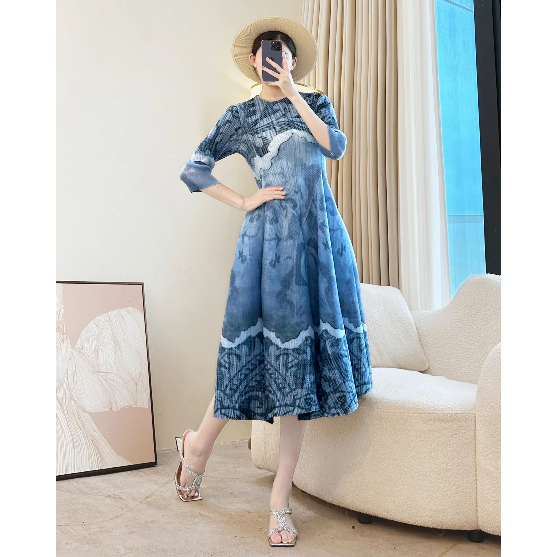 الراقية مياكي نمط مطوي فستان للنساء 2025 الخريف جديد تنوعا فضفاضة كبيرة الحجم المرأة زهرة برعم مطوي تنورة العصرية