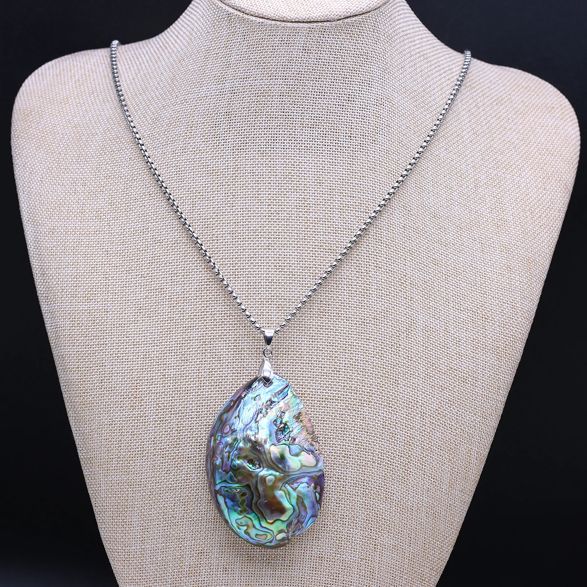 1pc Oval Abalone Shell Pendant Natural Shell Mother of Pearl Necklace for Women Pendants 60cm Stainless Steel Necklace Pendants