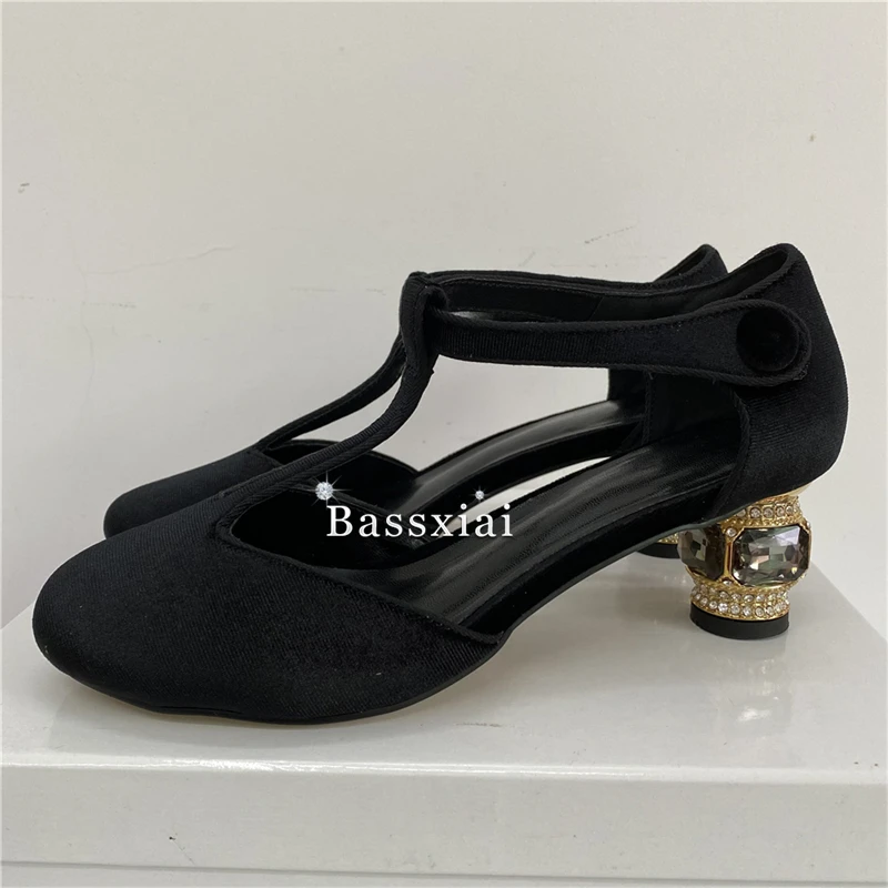 Diamond Crystal Heel Women Pumps Luxury Velvet Round Toe T-Strap Side Fretwork Banquet Shoes For Girls - Image 5
