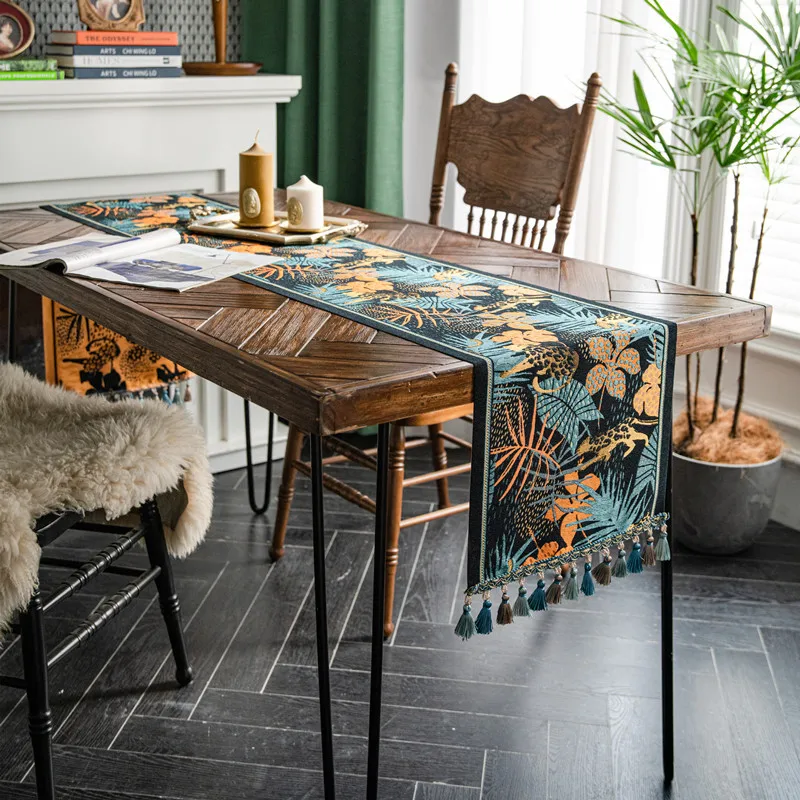 

American Retro Table Runner Color Woven Jacquard Tropical Rainforest Tassel Home Polyester Tablecloth Table Runner Bed End Runne