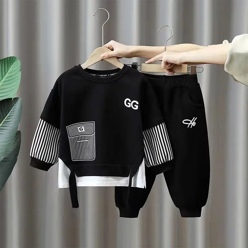 2-teiliges Set 2026 Neuer Stil Herbst Winter Baby Jungen Langarm-Sweatshirt & Hose Lässiger Sportanzug Westliche Mode Kleidungsset für 1-3 Jahre – Detail 3