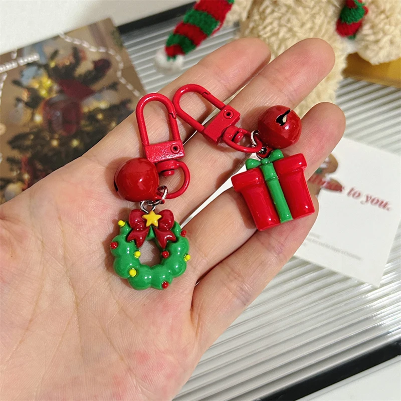 Creative Christmas Bow Wreath Keychain Pendant For Women Men Fashion Backpack Hanging Ornaments Accessories Holiday Gifts