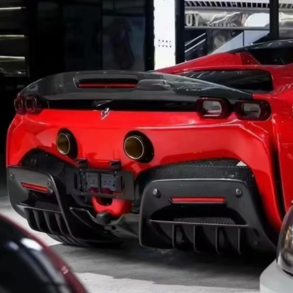 OEM Style Dry Carbon Fiber Body Kit Rear Diffuser for Ferrari SF90 Stradale Spider