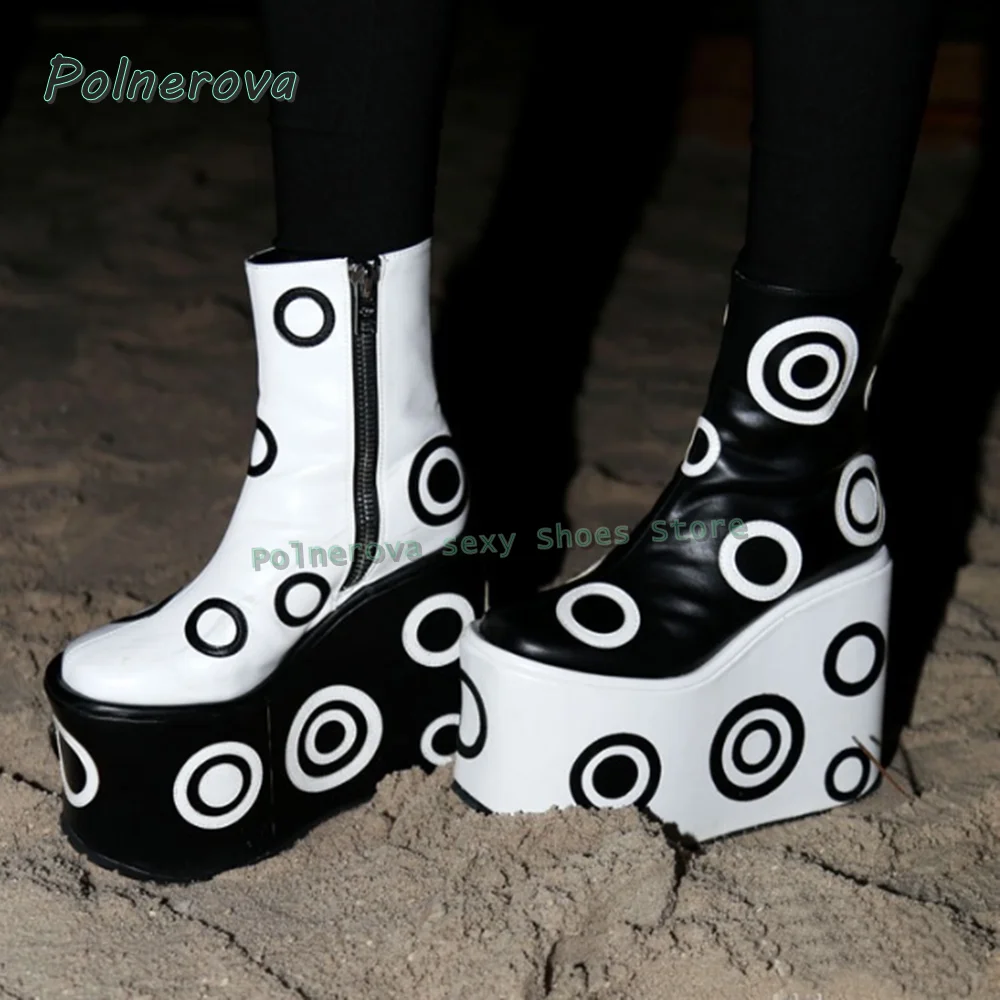 Wedges met cirkelvormig gatenp - Women'S Fashion Trends Spring 2026 recensie en prijs