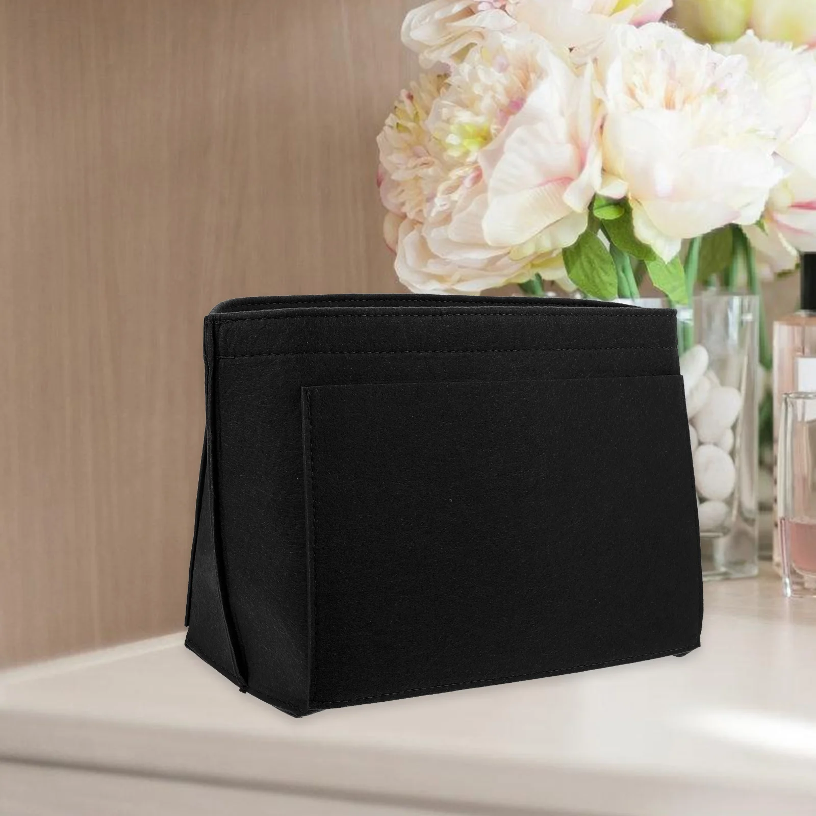 ที่จัดระเบียบกระเป๋าถือแบบสักหลาด  สำหรับกระเป๋าถือใบเล็ก  ช่วยรักษารูปทรง  จัดระเบียบอย่างเป็นระเบียบ  ใช้งานได้ทุกวัน