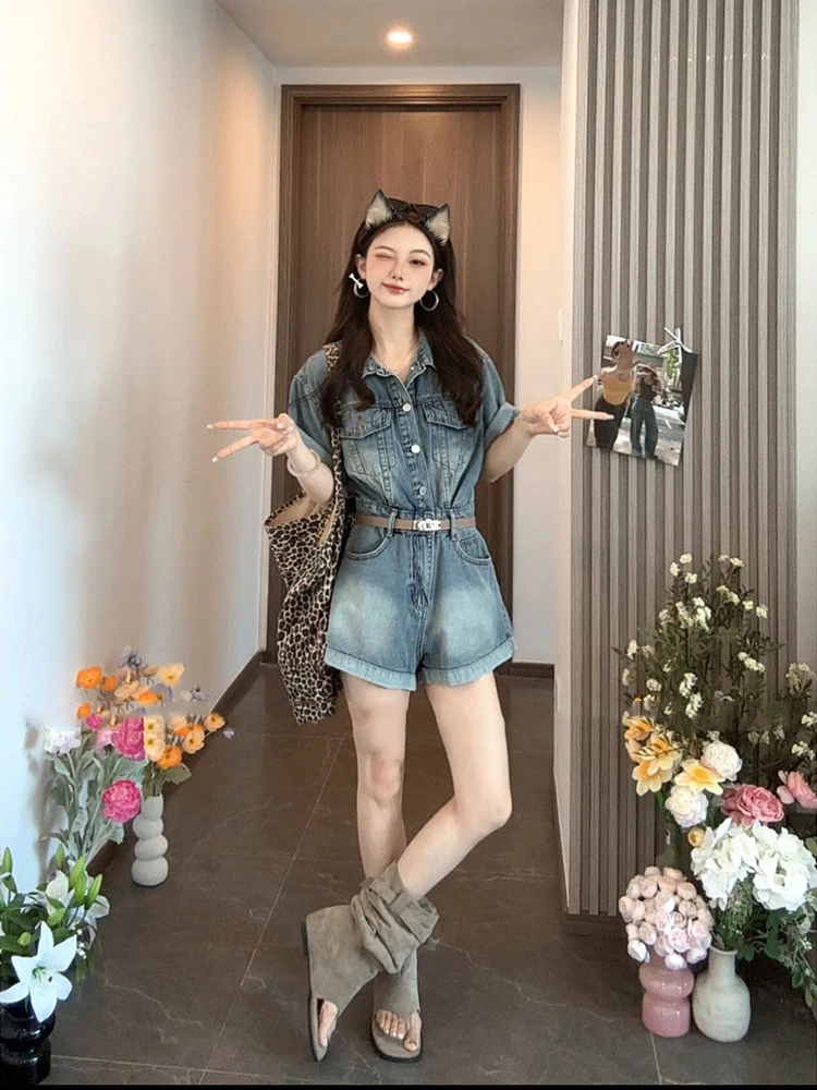 Tuta da donna a vita alta allentata lavata estiva Moda ragazza piccante Tuta a maniche corte in denim casual da strada retrò