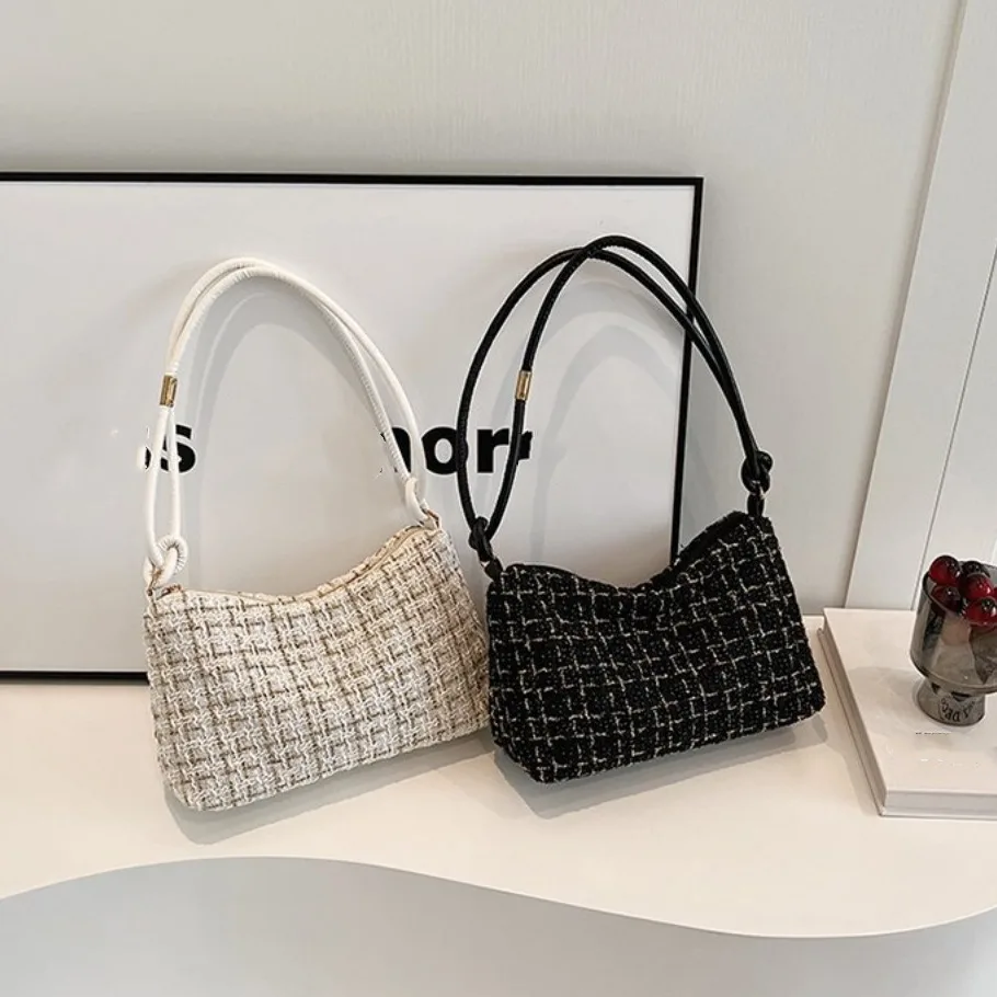 

Hobos Woolen Plaid Underarm Bag Dacron Soft New Luxury Designer Handbags Appliques Korean Style Purse Crossbody Bag Party