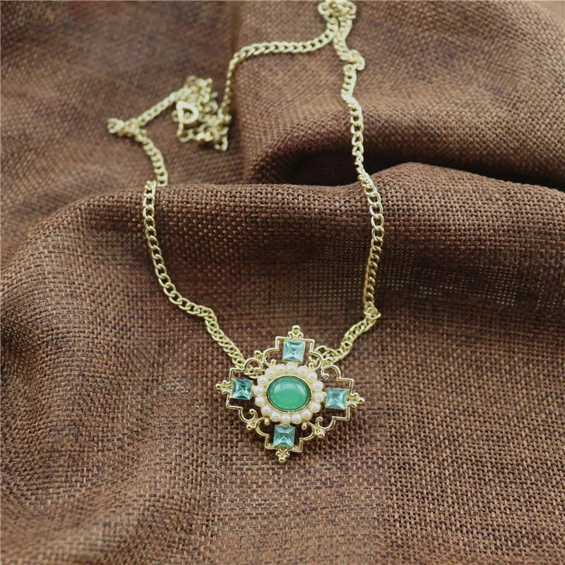 Victoria Emerald Pearl Earrings Ear Studs Retro Baroque Brooch Pin  Vintage Hollow Gemstone Necklace Women Jewelry Set