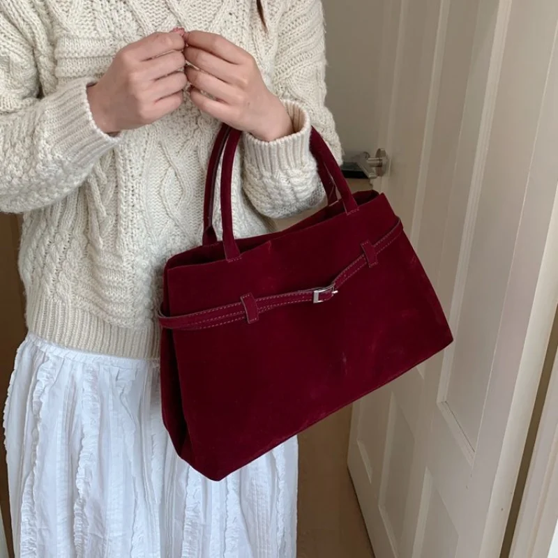 

Deluxe Women's Tote Bag Made Of Microfiber Leather Boasting Casual Netherlands Trendy Neat Spacious Daily Look