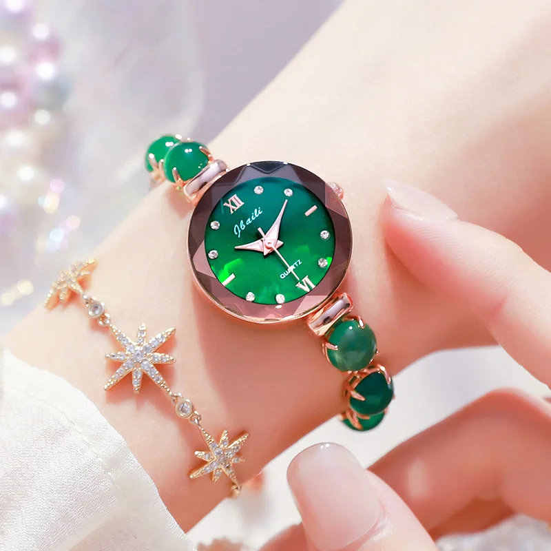 Lunxry Green Nature Jade Stone with Green Zircon Bracelet Jewellery Quartz Watch for Women