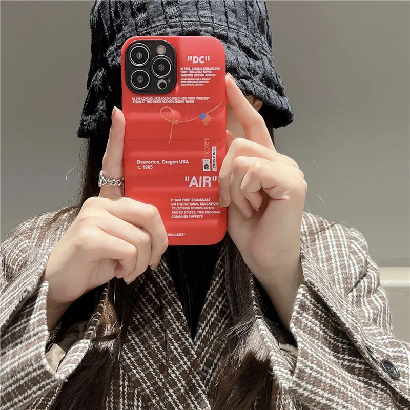 2024 جديد أسفل سترة فاخرة آيفون X XR XS ماكس 11 12 13 14 15 16 برو ماكس موضة شعبية البخاخ غطاء مضاد للسقوط