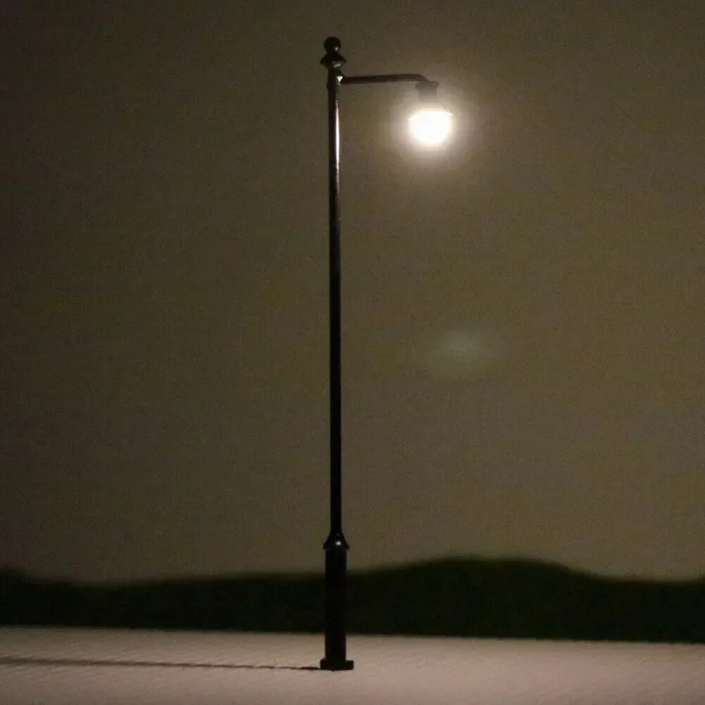 

5pcs Model Railway 187 Lamp Post Street Lights, HO OO Scale LEDs 3 54in, Complete with Wires, Suitable for 3V Only