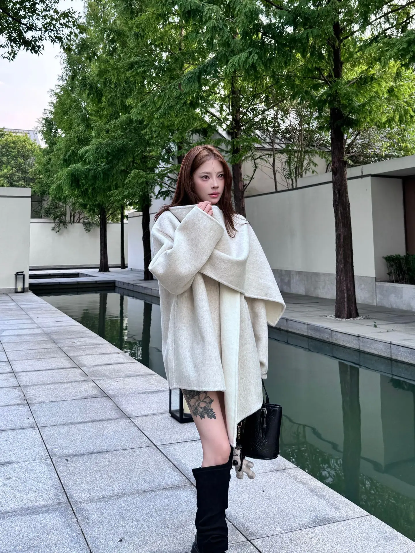 

SuperAen High-end Casual Blazer 2025 Spring and Summer New Fashion Collage Sequin Design One-button Blazer Women