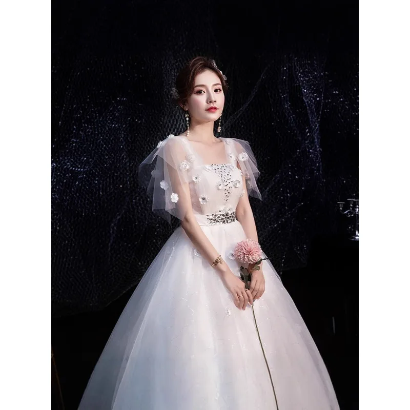 Luxury Bridal High Waist Wedding Dress Plus Size Scoop Neck Beading Puffy Stage Performance Ball Gown